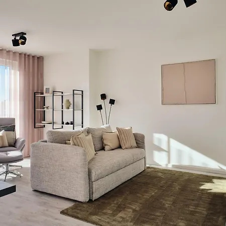 Apartment C 4 